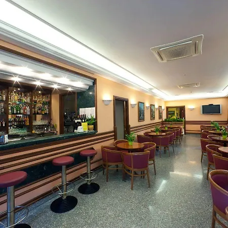 Ascot 酒店 索伦托