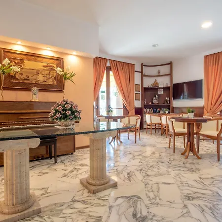 Hotel Ascot Sorrento