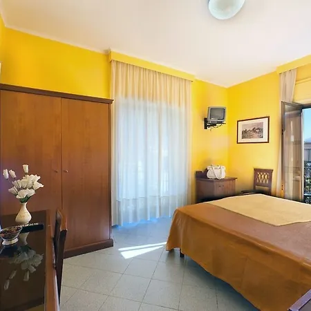 Hotel Ascot 4*