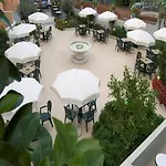Ascot Отель